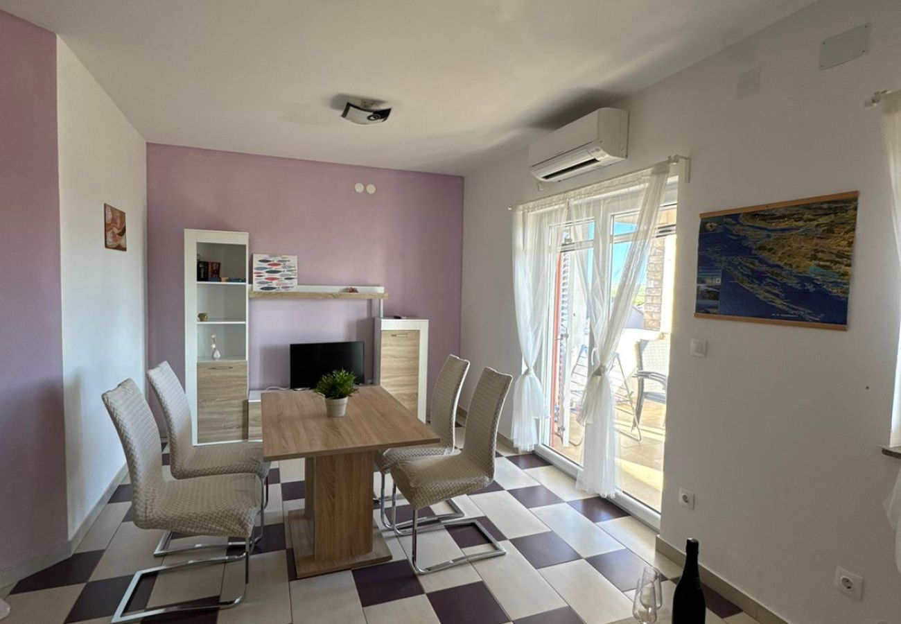 Apartment in Povljana - Beautiful Apartment Bodulo 5