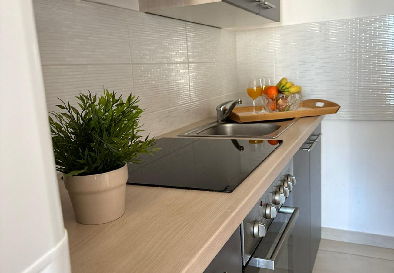 Apartment in Povljana - Beautiful Apartment Bodulo 5