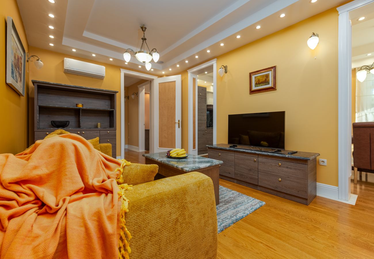 Apartment in Novalja - Deluxe Château Dabo Suite 1 with pool