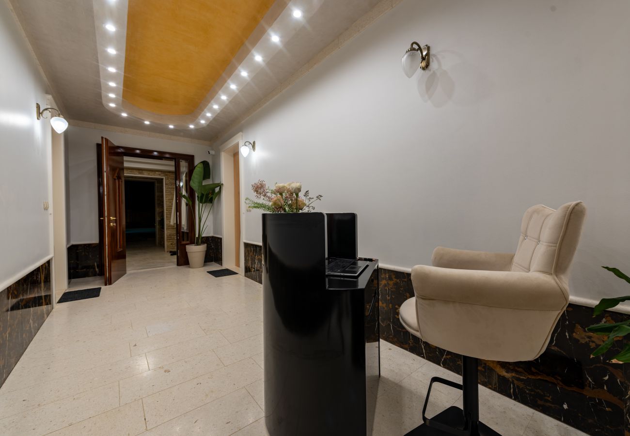 Apartment in Novalja - Deluxe Château Dabo Suite 1 with pool