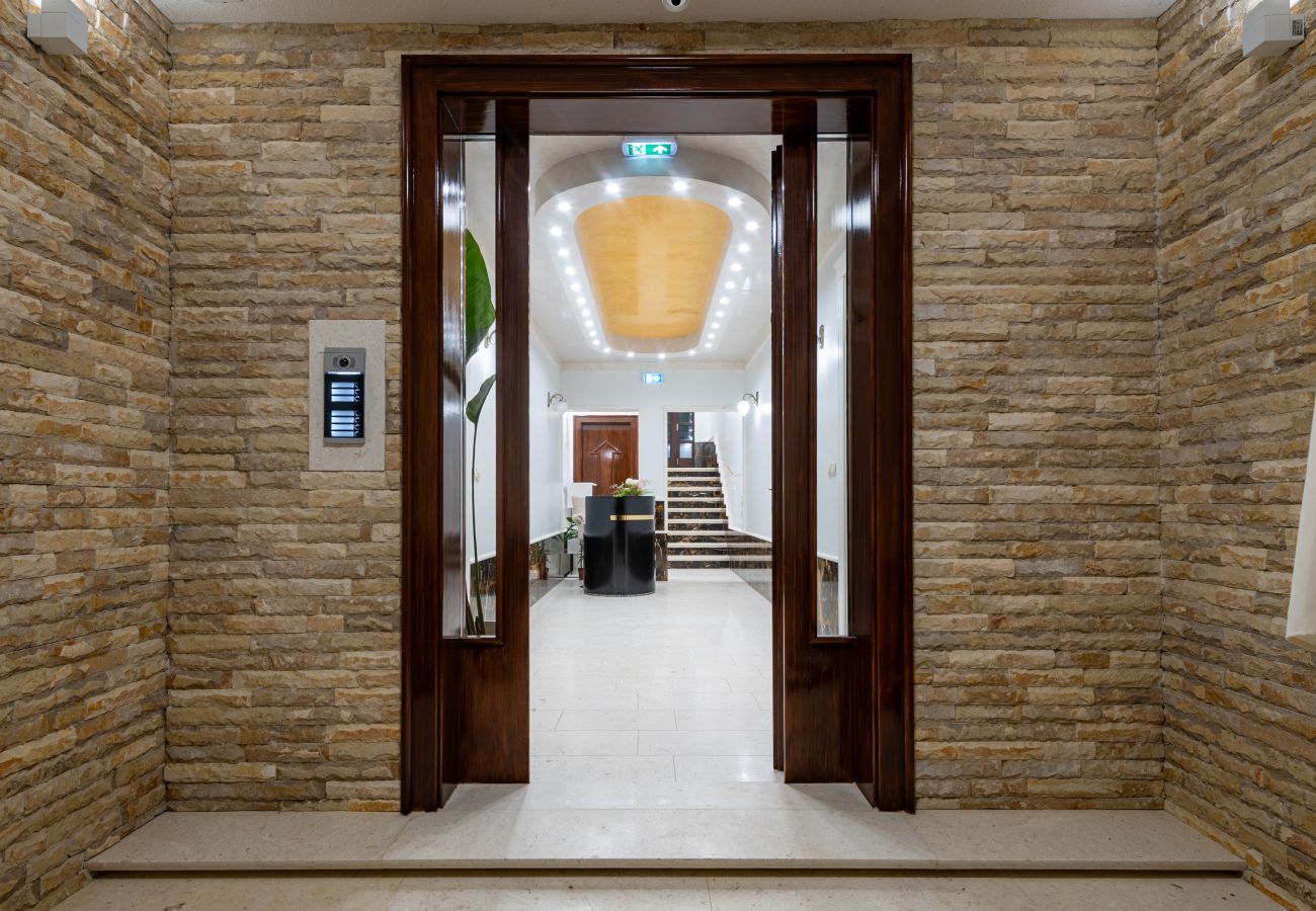 Apartment in Novalja - Deluxe Château Dabo Suite 1 with pool