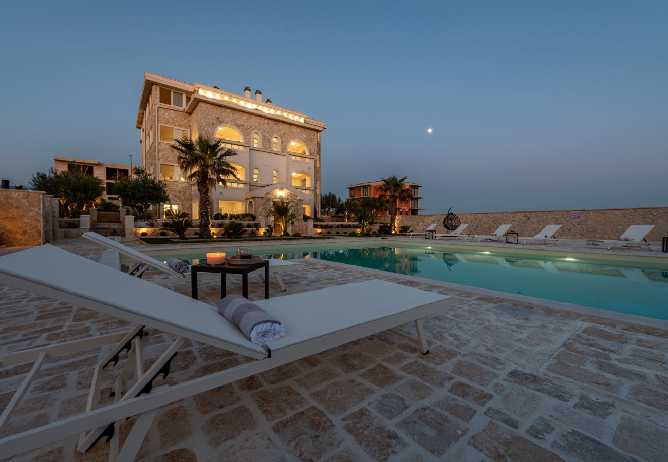 Apartment in Novalja - Deluxe Château Dabo Suite 1 with pool