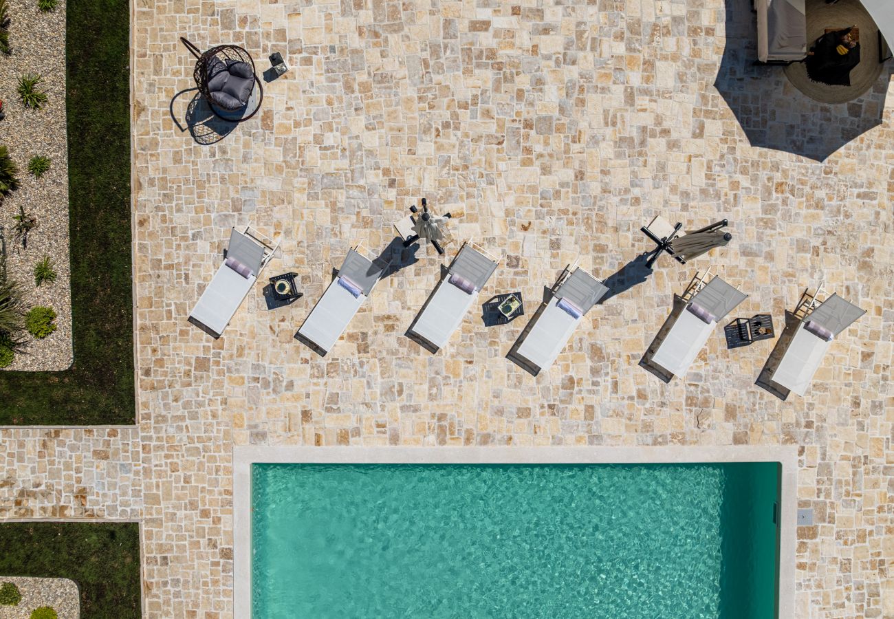 Apartment in Novalja - Deluxe Château Dabo Suite 1 with pool