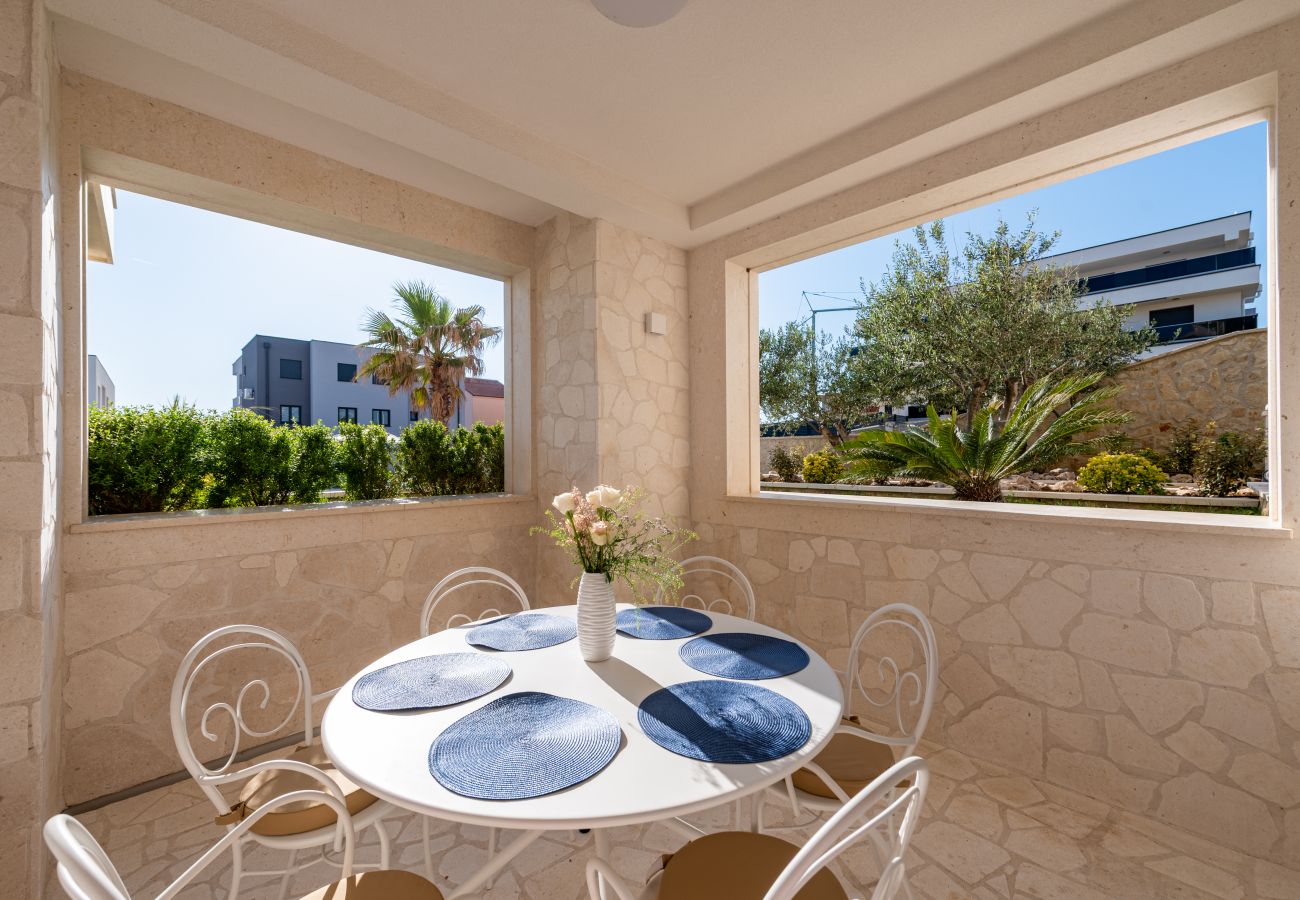 Apartment in Novalja - Deluxe Château Dabo Suite 2 with pool