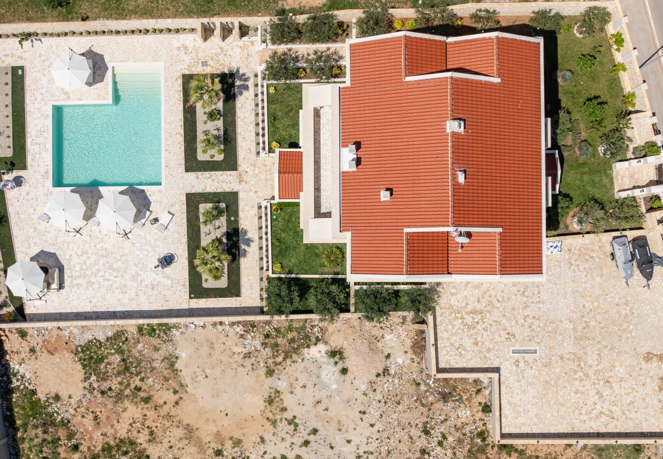 Apartment in Novalja - Deluxe Château Dabo Suite 2 with pool