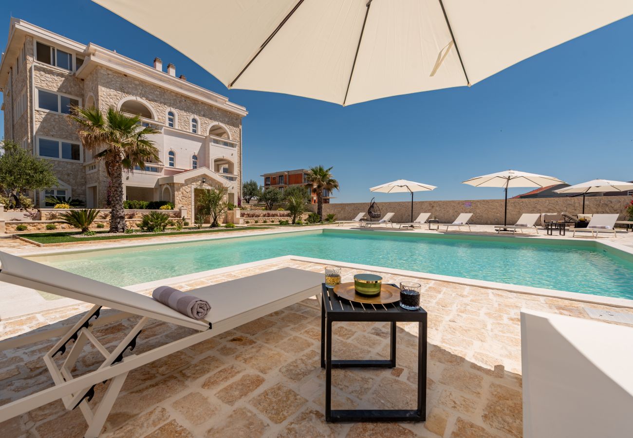 Apartment in Novalja - Deluxe Château Dabo Suite 2 with pool