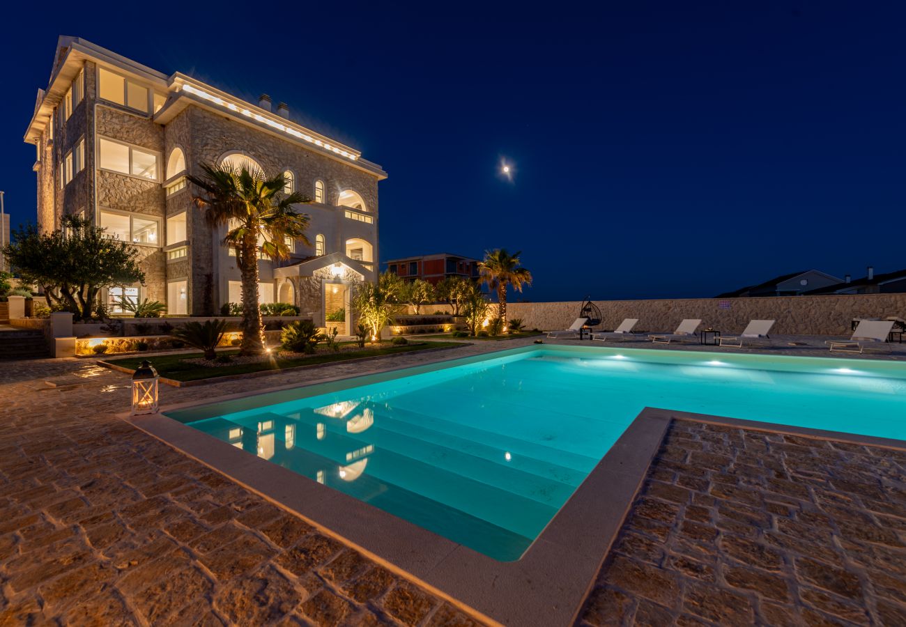 Apartment in Novalja - Deluxe Château Dabo Suite 2 with pool