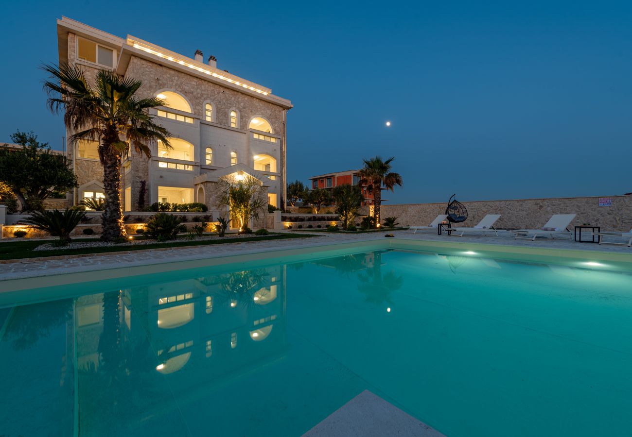 Apartment in Novalja - Deluxe Château Dabo Suite 2 with pool