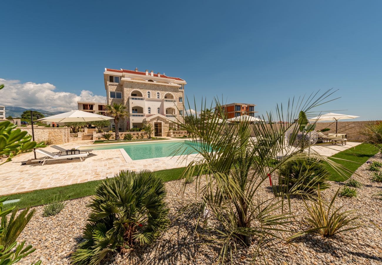 Apartment in Novalja - Deluxe Château Dabo Suite 2 with pool