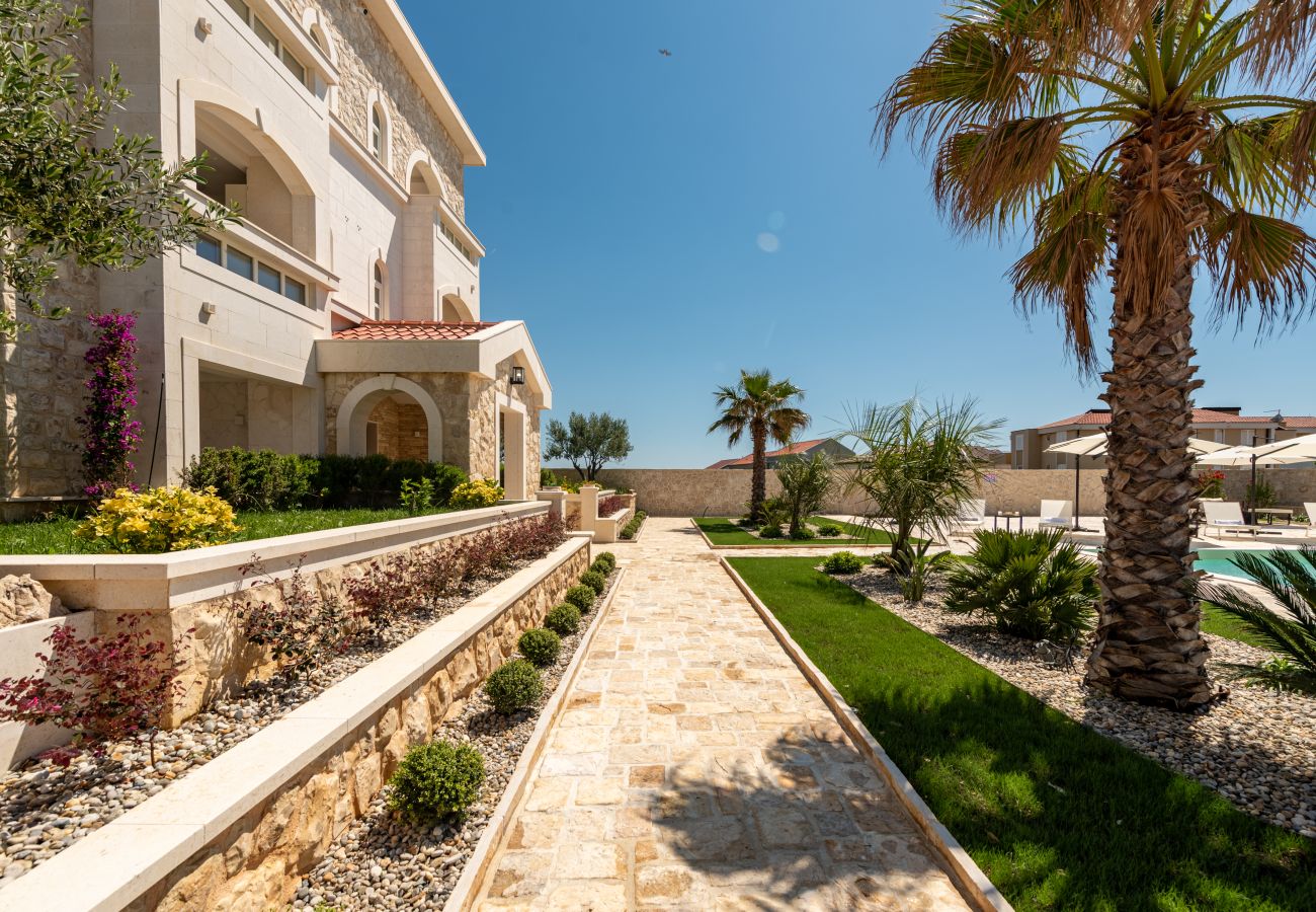 Apartment in Novalja - Deluxe Château Dabo Suite 2 with pool