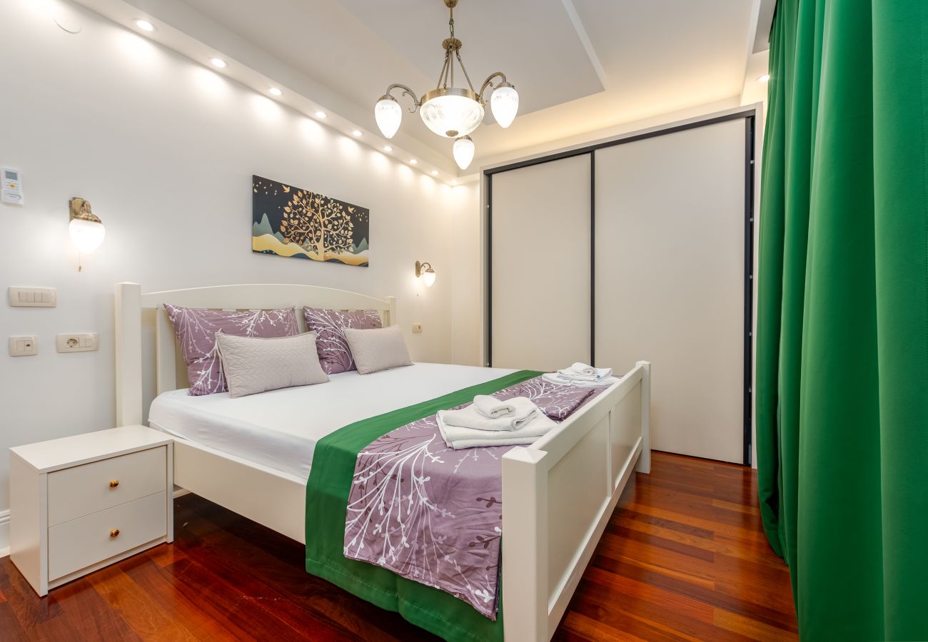 Apartment in Novalja - Deluxe Château Dabo Suite 3 with pool