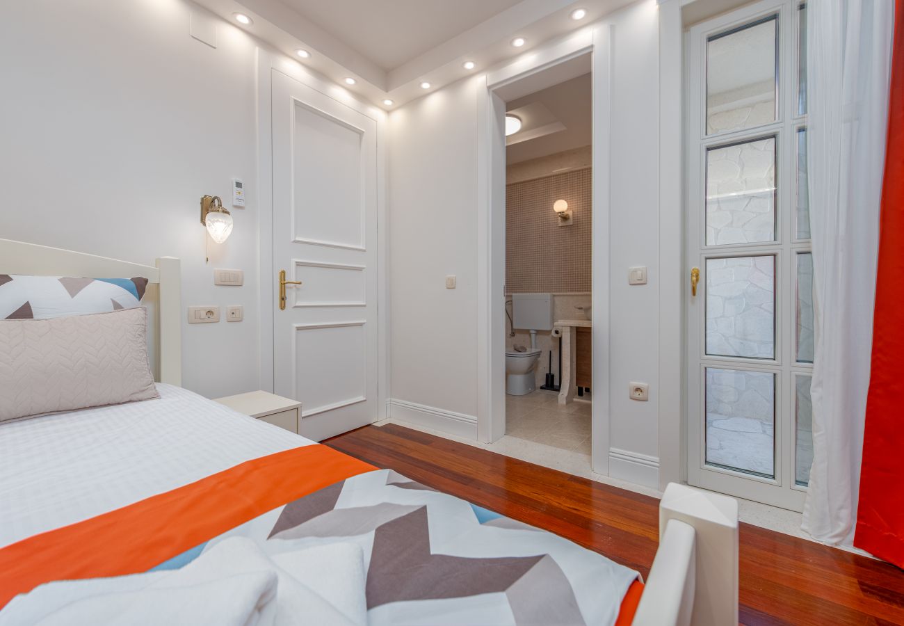 Apartment in Novalja - Deluxe Château Dabo Suite 4 with pool