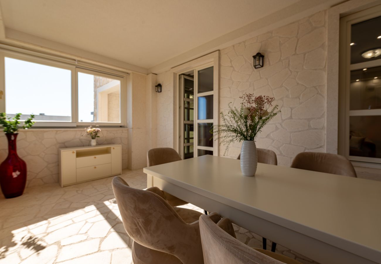 Apartment in Novalja - Deluxe Château Dabo Suite 4 with pool