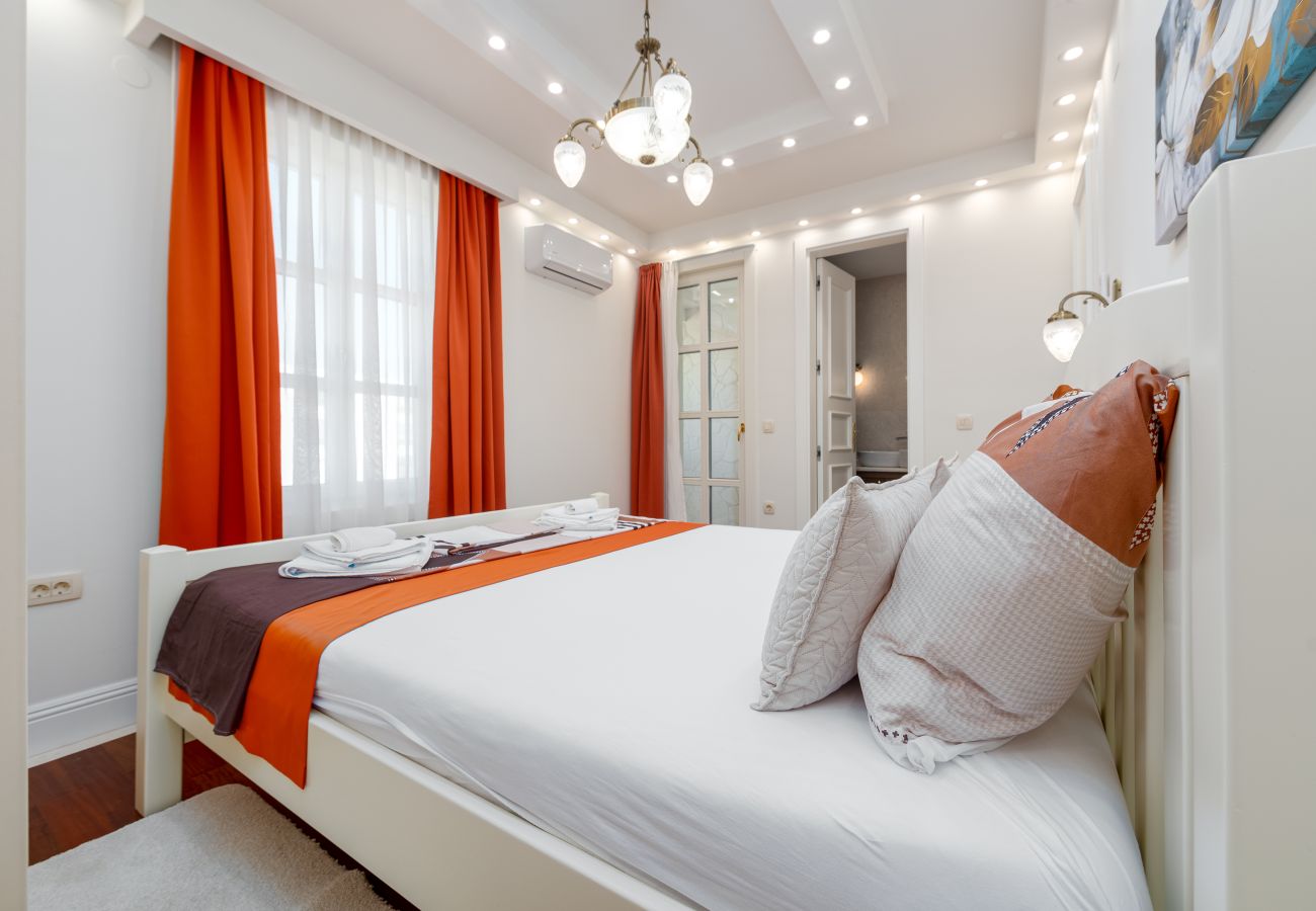 Apartment in Novalja - Deluxe Château Dabo Suite 5 with pool