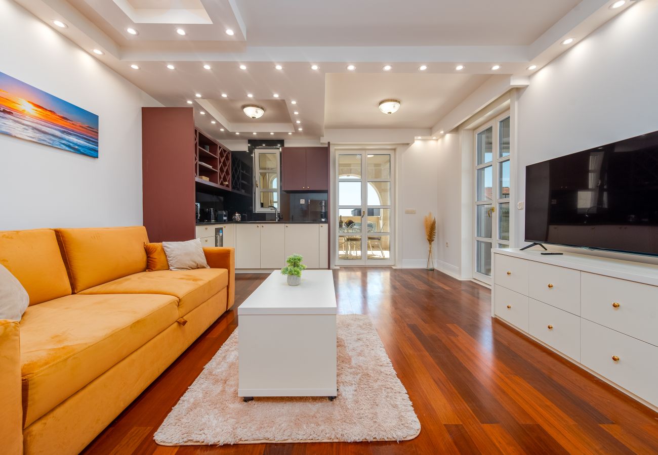 Apartment in Novalja - Deluxe Château Dabo Suite 5 with pool