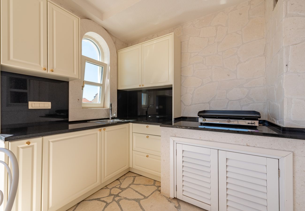 Apartment in Novalja - Deluxe Château Dabo Suite 6 with pool