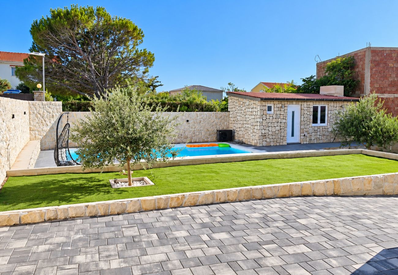 Villa in Povljana - Villa Pauliana