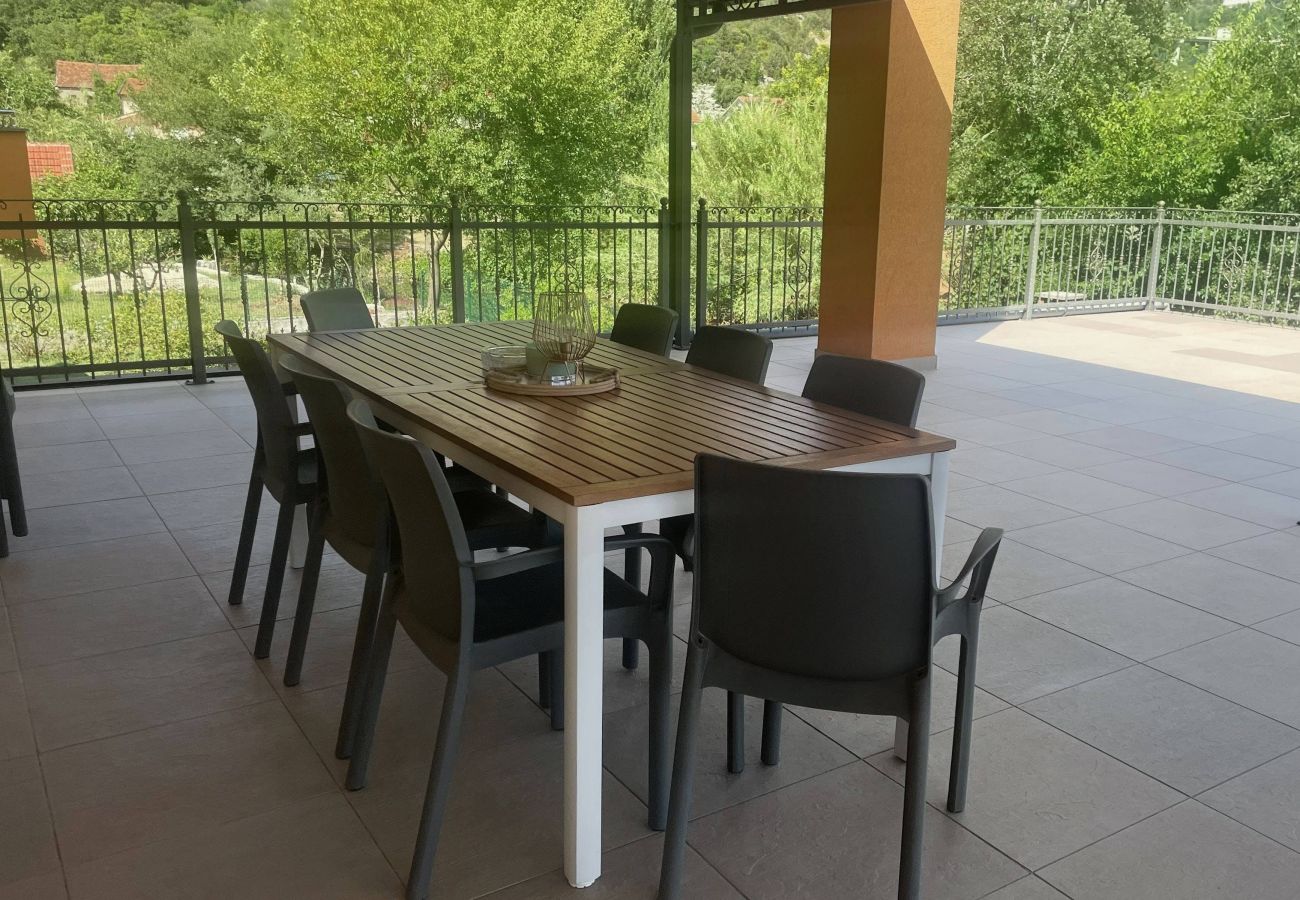 House in Vrgorac - Holiday Home Nadalina