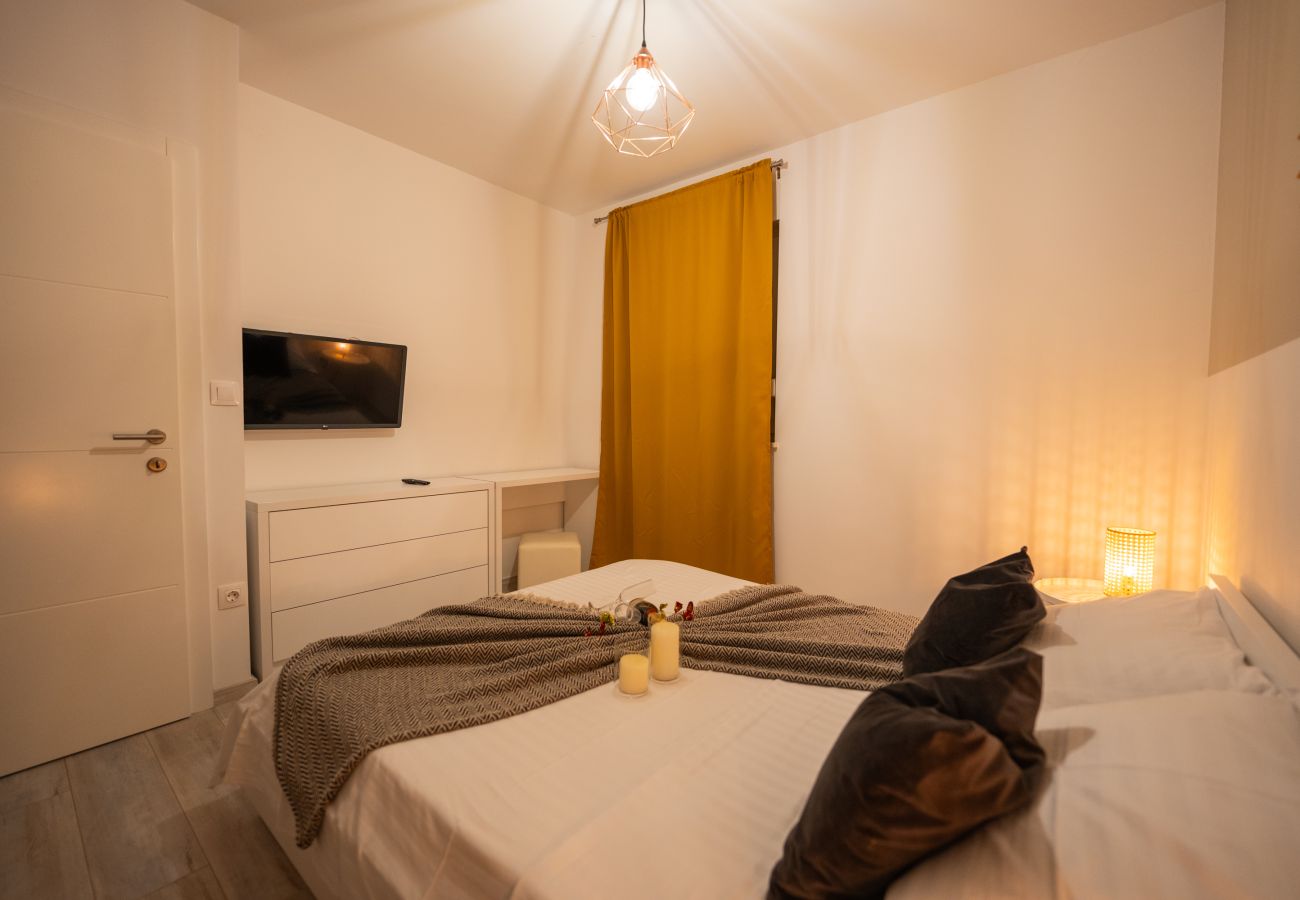Apartment in Novalja - Deluxe apartment Mares 3