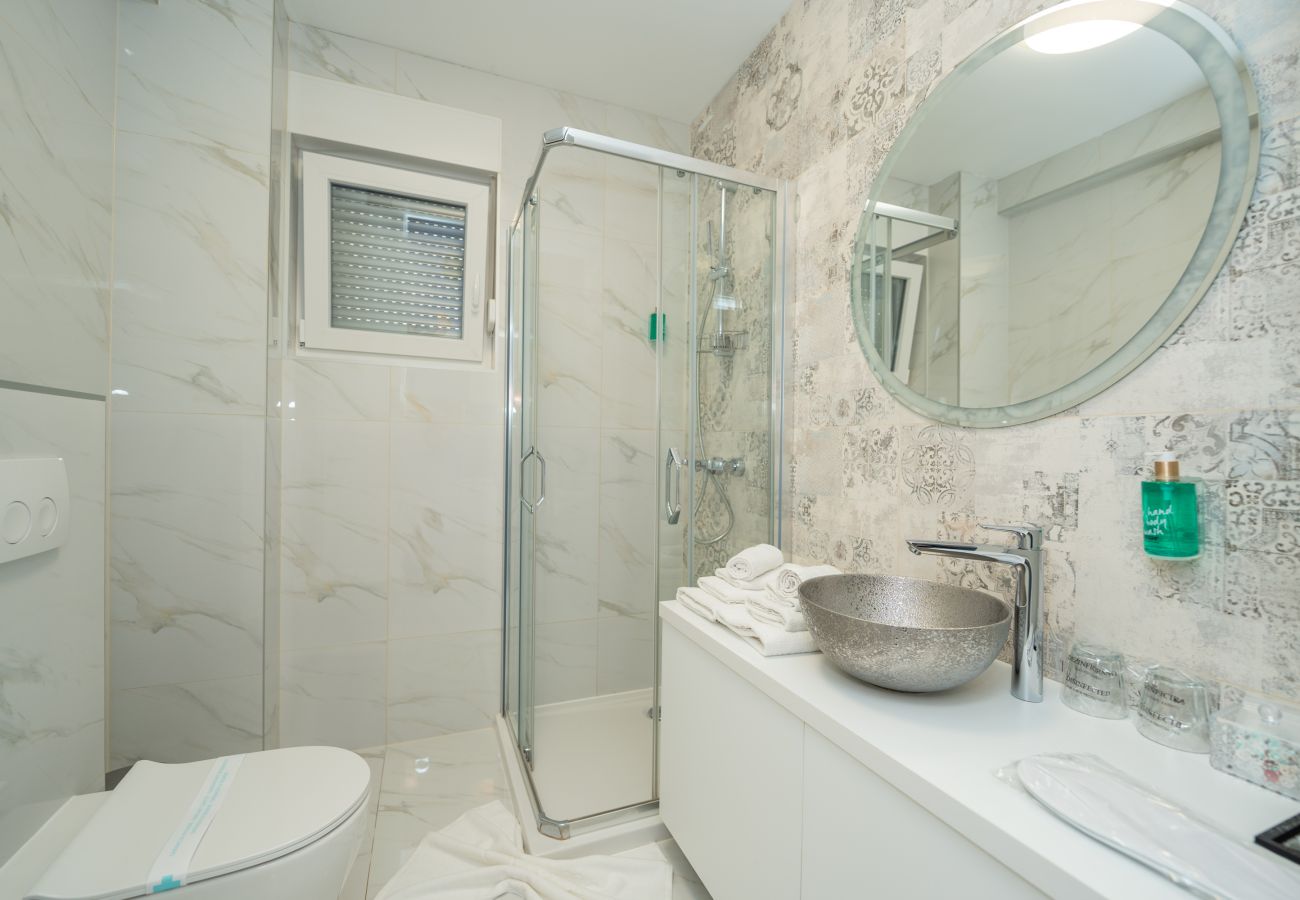 Apartment in Novalja - Deluxe apartment Mares 3