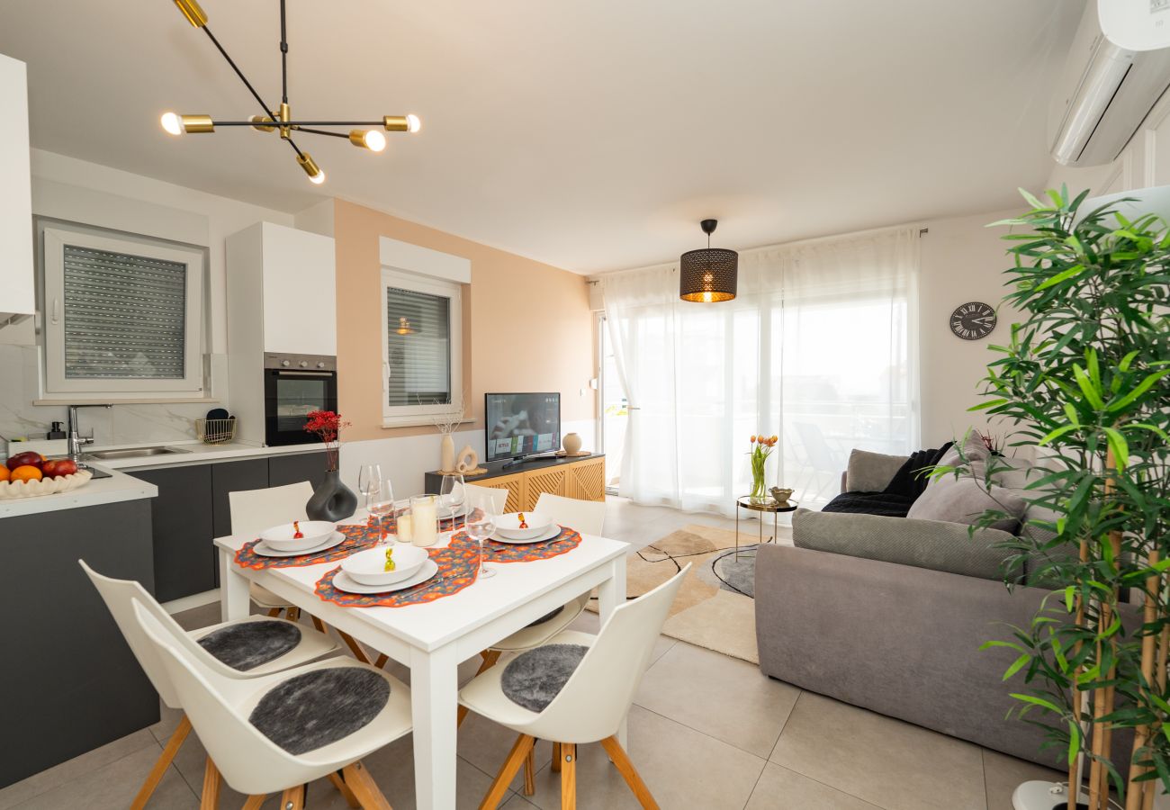 Apartment in Novalja - Deluxe apartment Mares 4