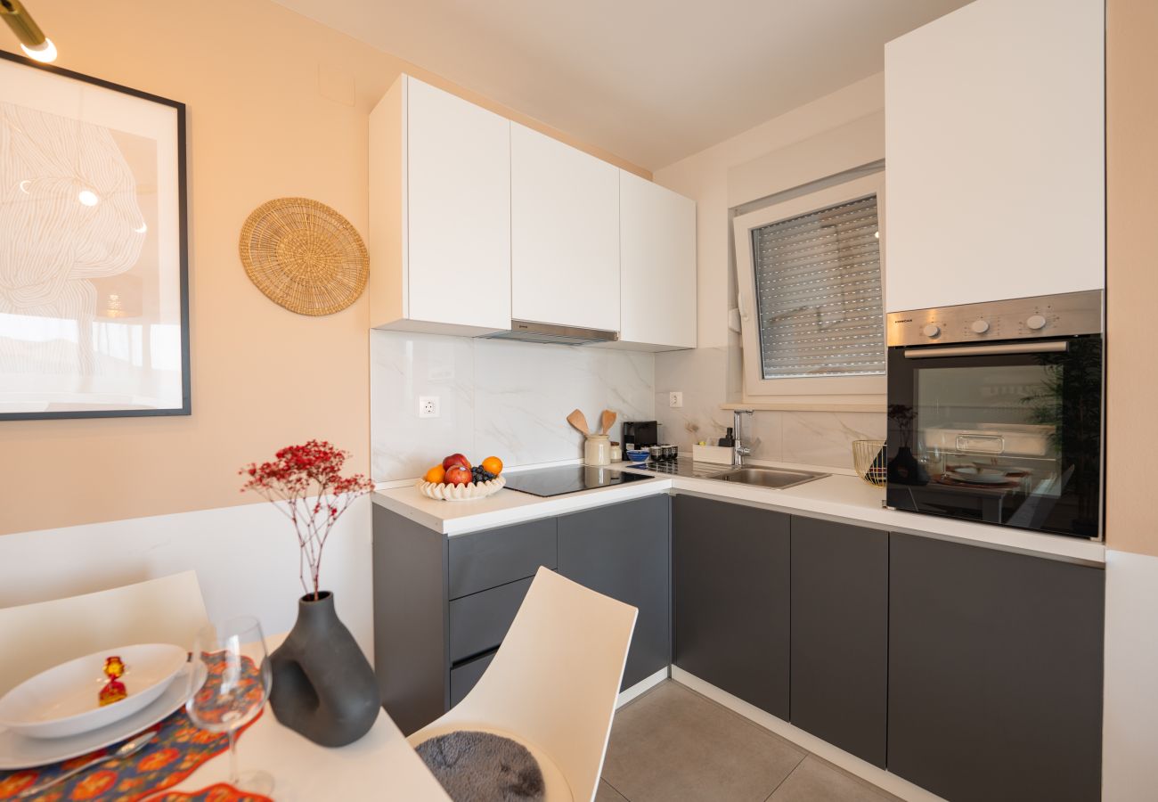 Apartment in Novalja - Deluxe apartment Mares 4