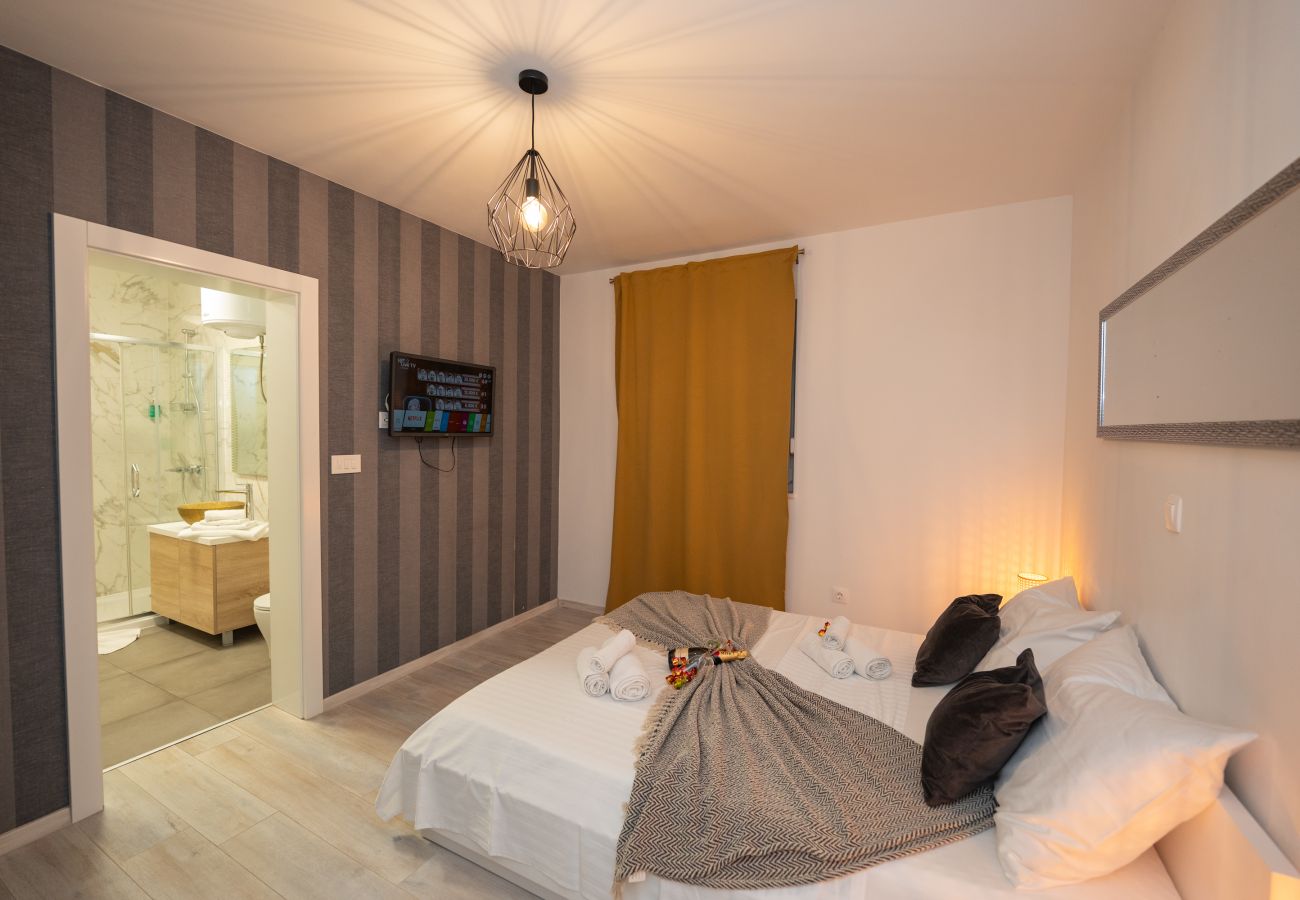 Apartment in Novalja - Deluxe apartment Mares 4