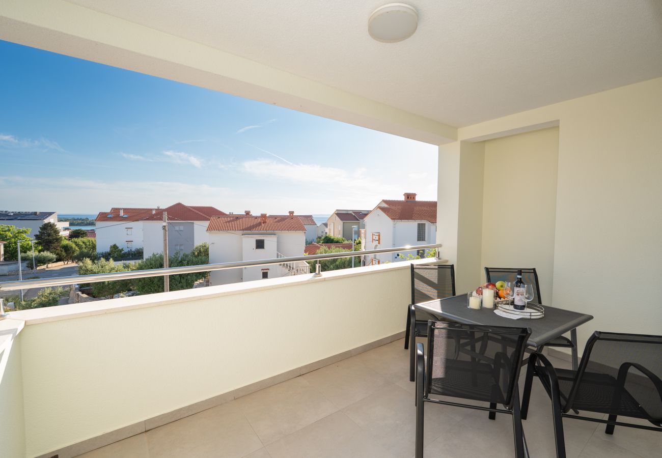 Apartment in Novalja - Deluxe apartment Mares 5