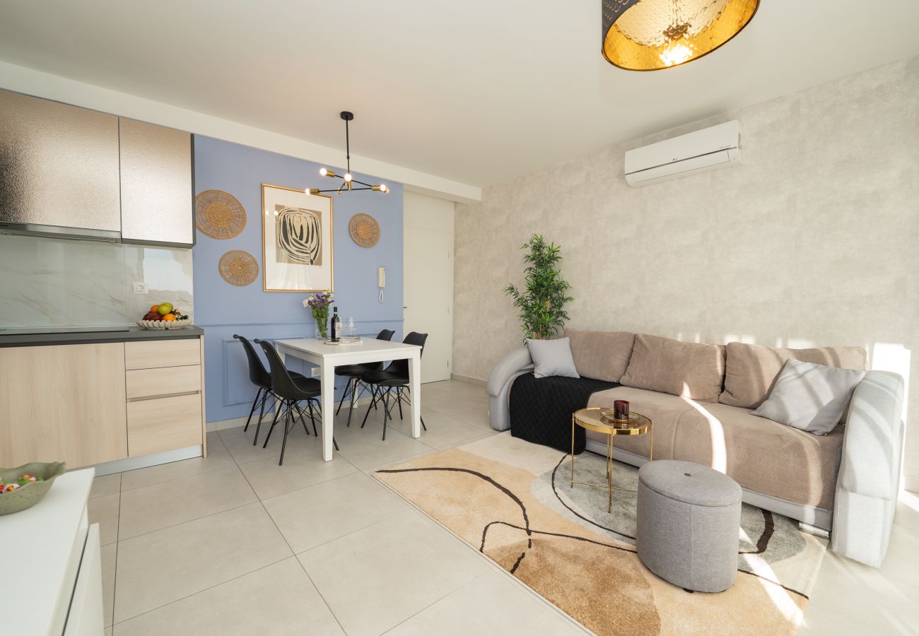 Apartment in Novalja - Deluxe apartment Mares 7
