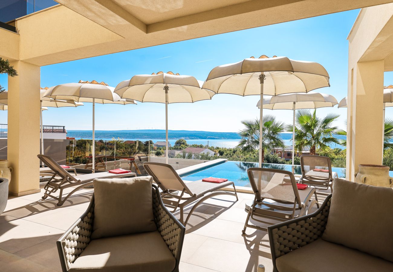 Villa in Maslenica - Luxury Villa Nuova with heated pool