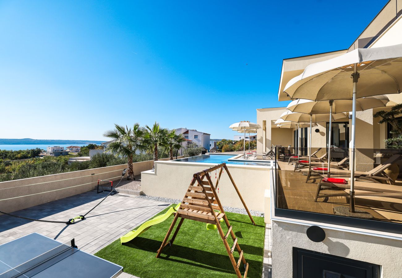 Villa in Maslenica - Luxury Villa Nuova with heated pool