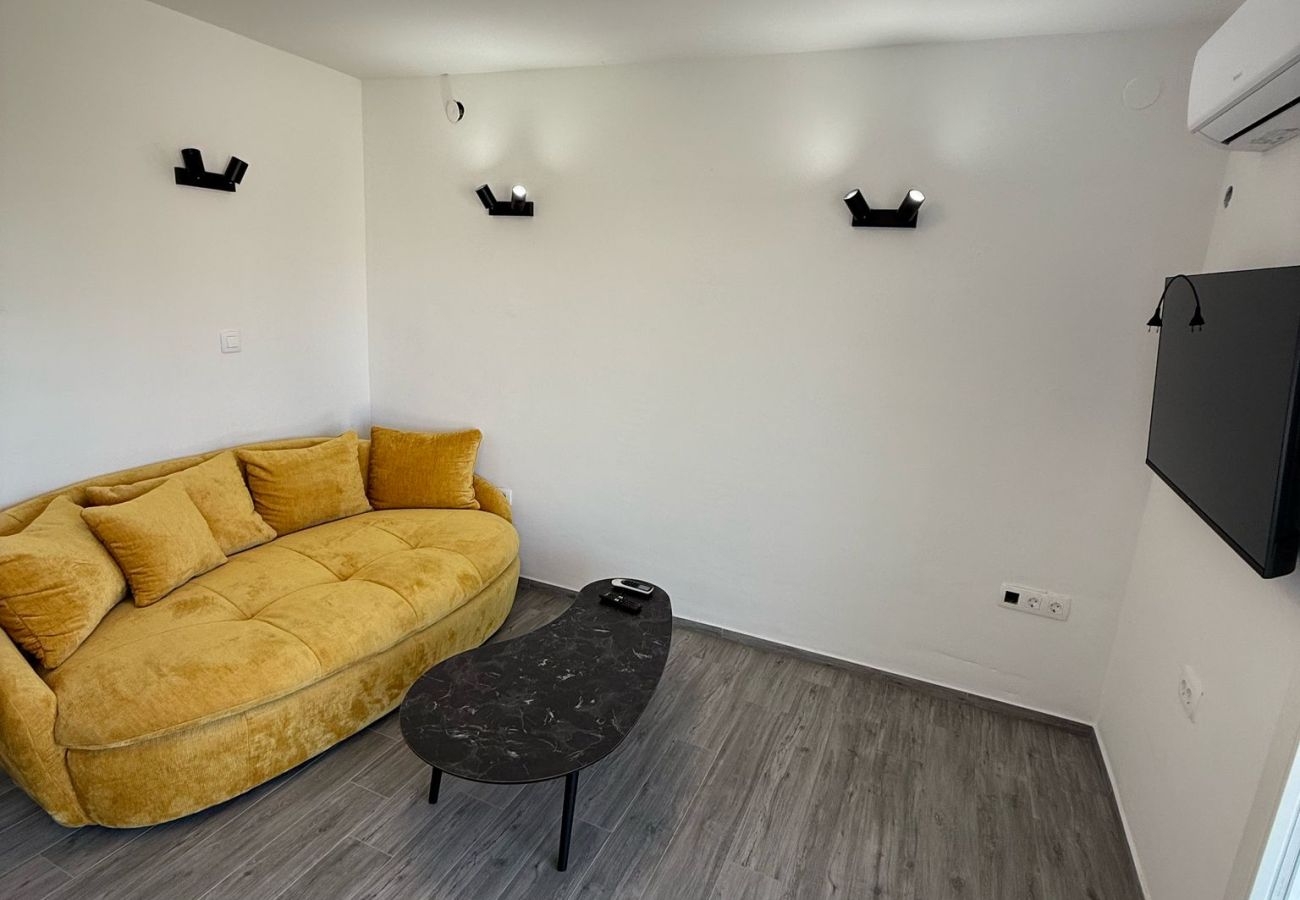 Apartment in Sukošan - Suite apartment A1