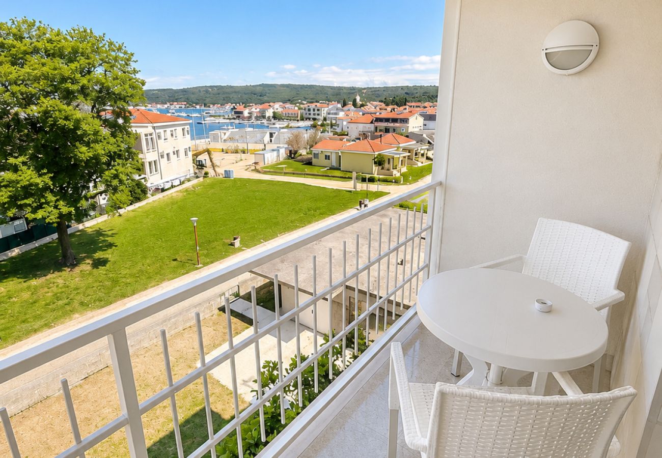 Apartment in Sukošan - Mediterraneo apartment A1