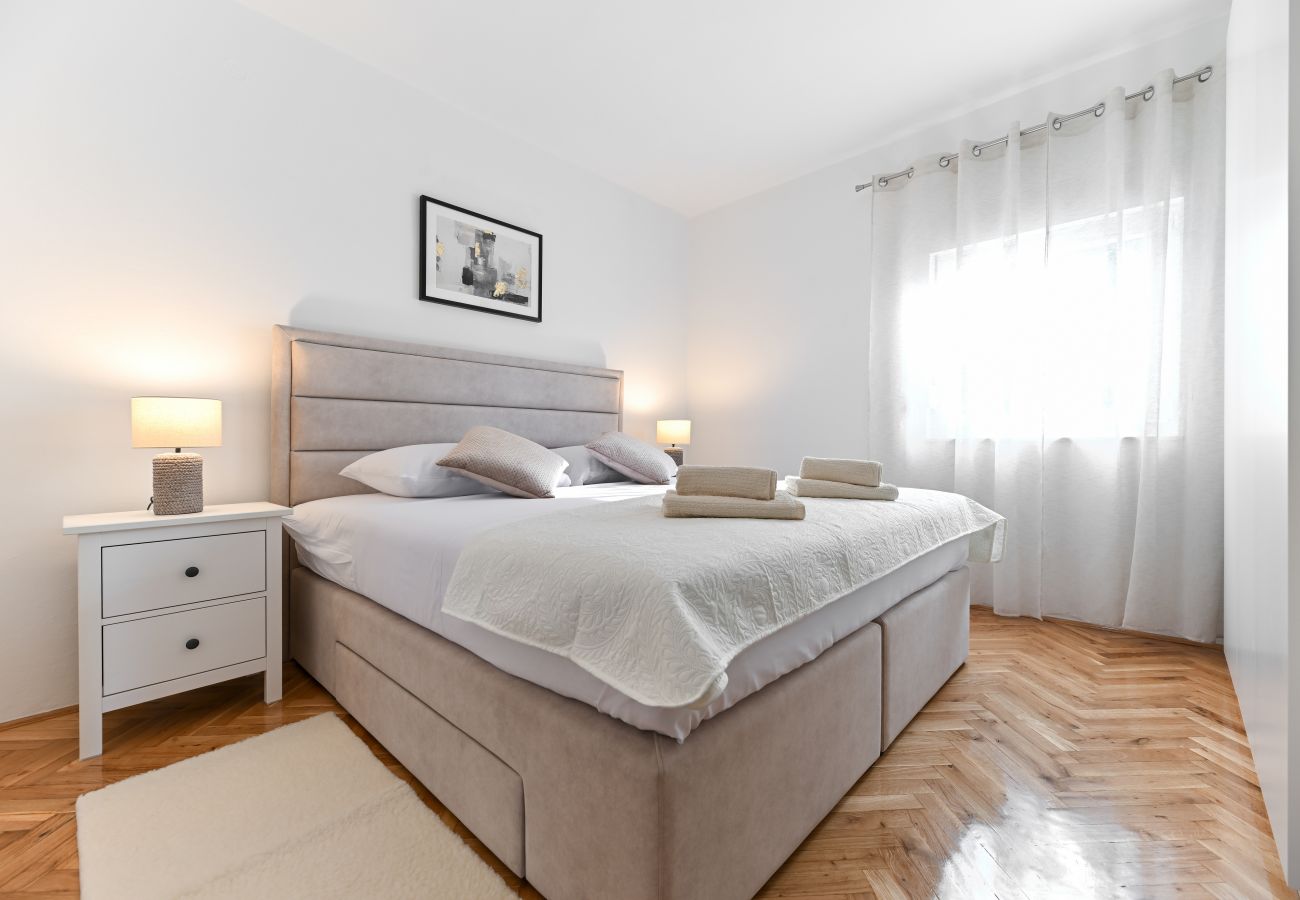 Apartment in Sukošan - Apartment Lerocco