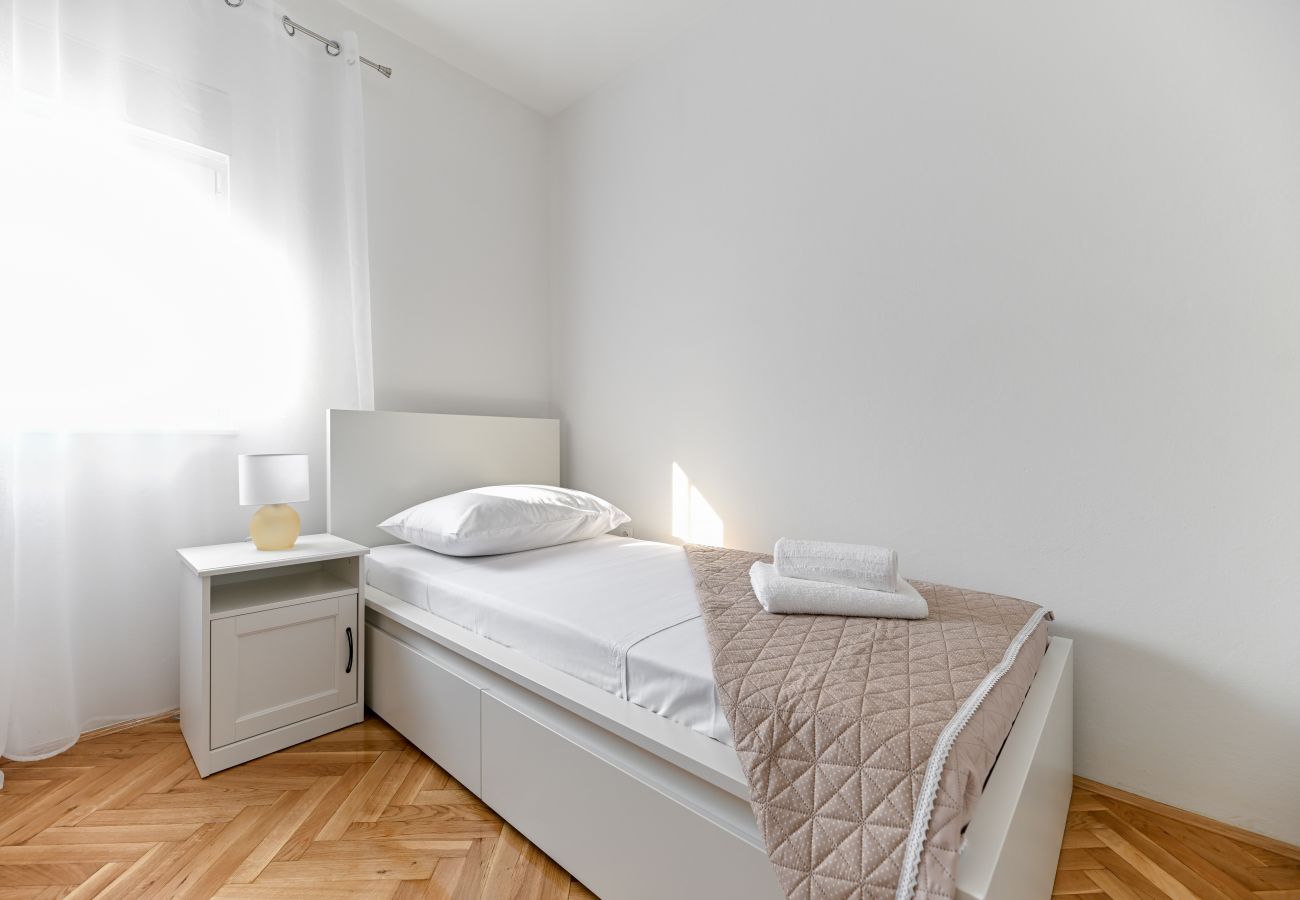Apartment in Sukošan - Apartment Lerocco