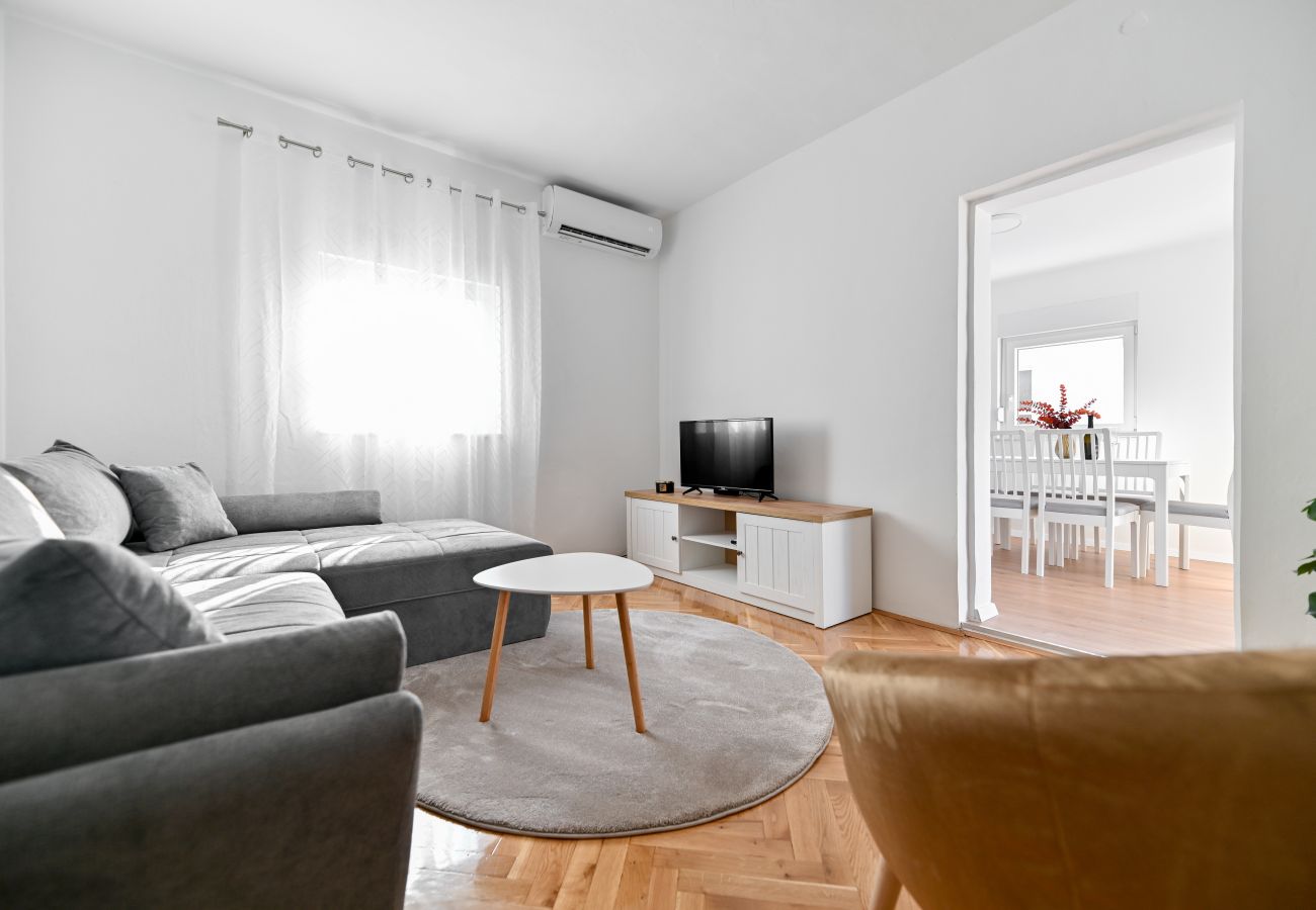 Apartment in Sukošan - Apartment Lerocco