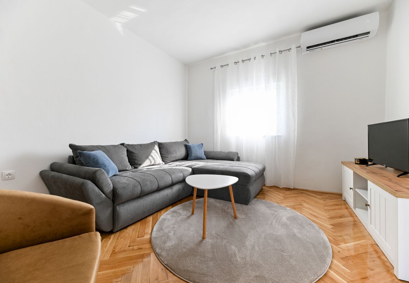 Apartment in Sukošan - Apartment Lerocco