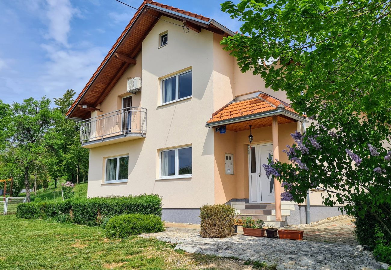 House in Gospic - Holiday Home Mia with jacuzzi