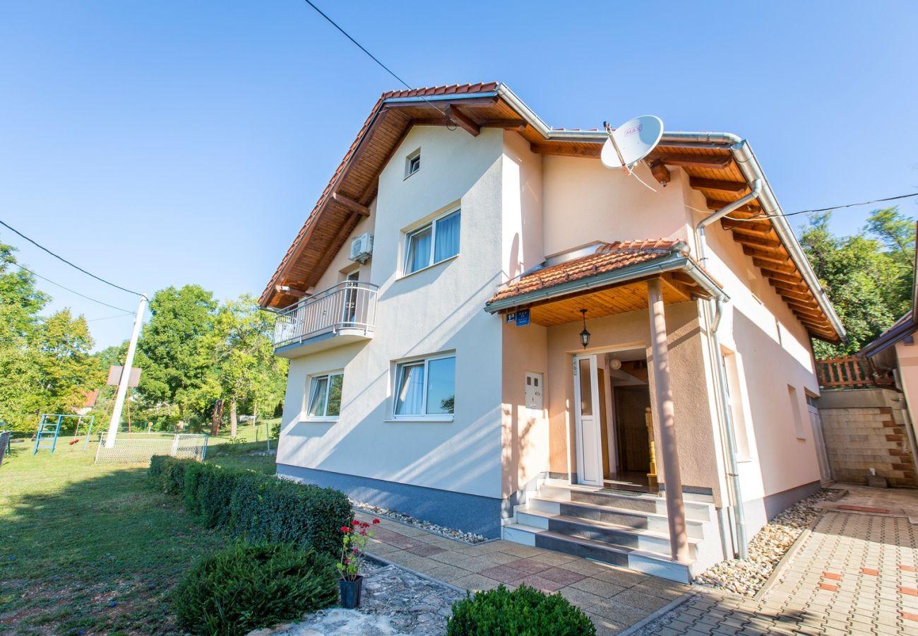 House in Gospic - Holiday Home Mia with jacuzzi