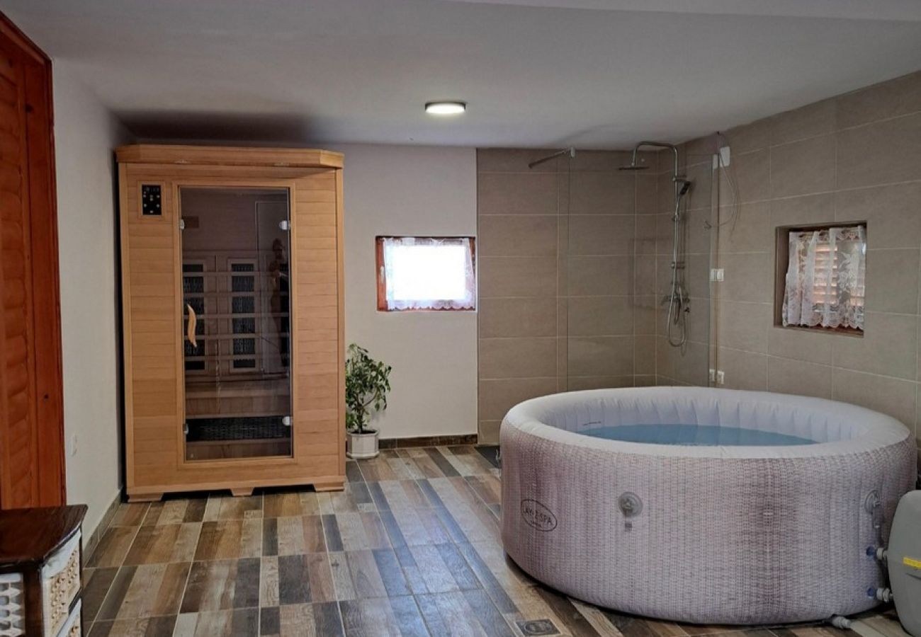 House in Rukljevina - Holiday Home Ventura