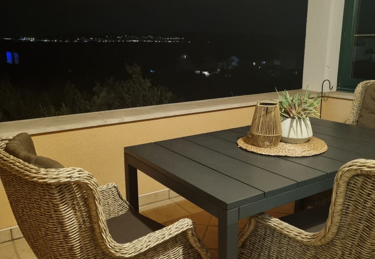 Apartment in Povljana - Superior apartment Nina