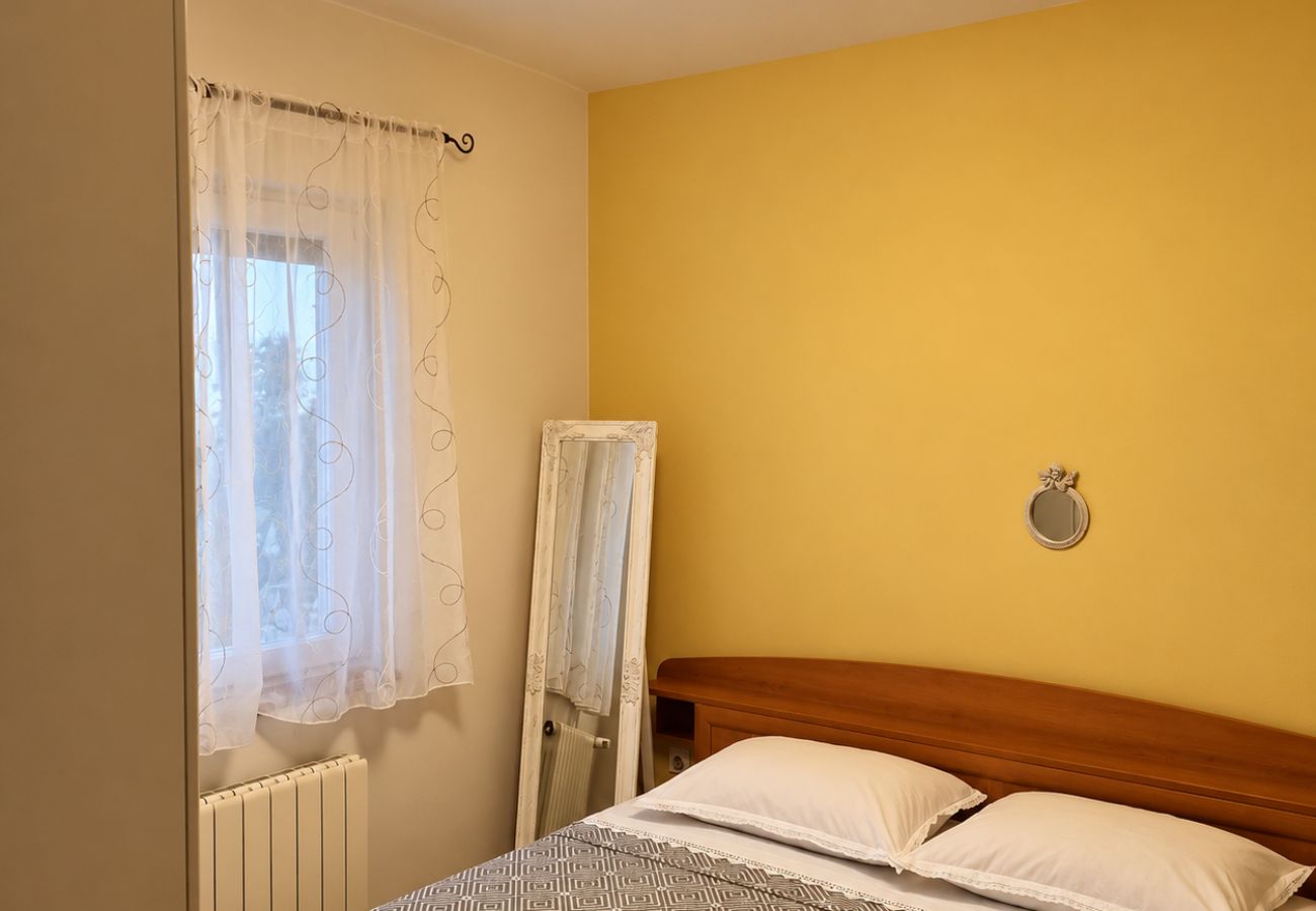 Apartment in Povljana - Superior apartment Nina