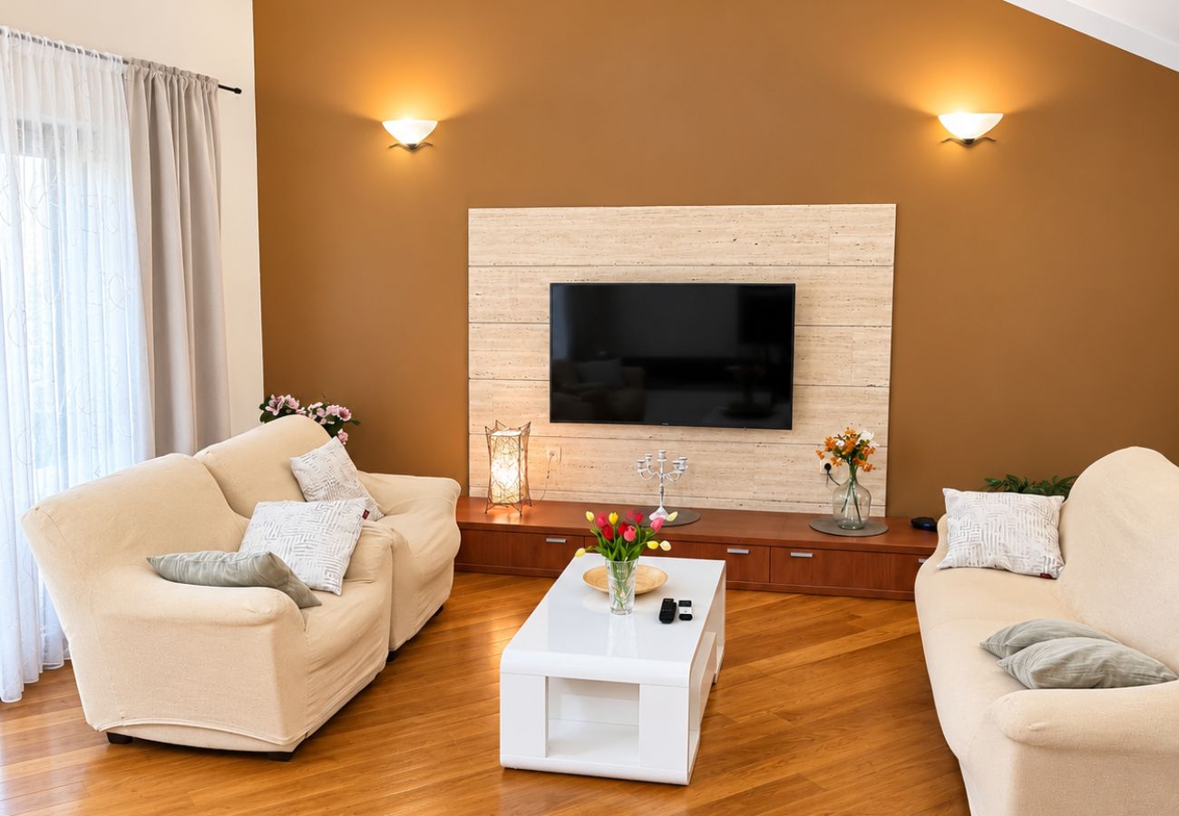 Apartment in Povljana - Superior apartment Nina
