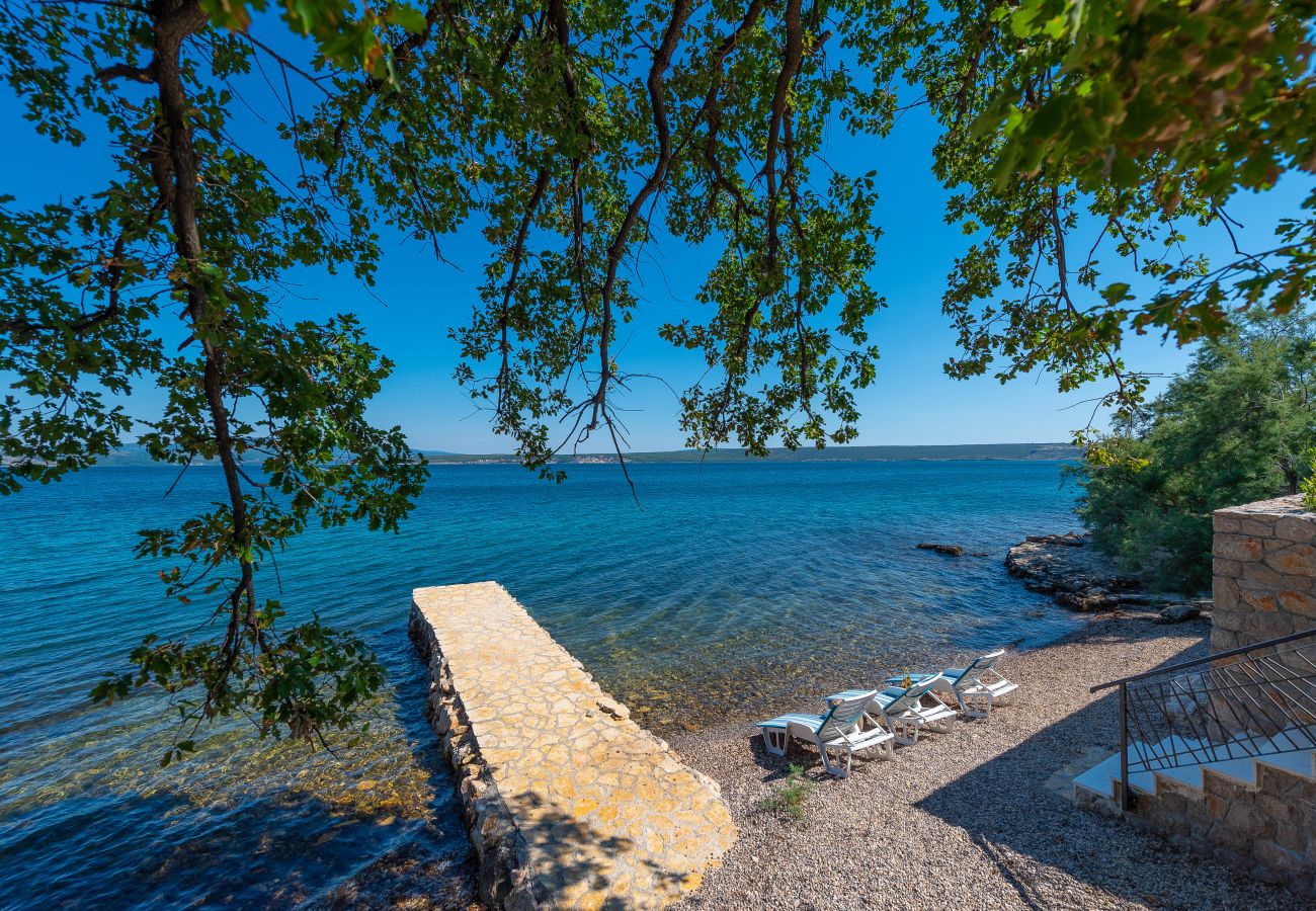 Villa in Posedarje - Beachfront villa Promenada