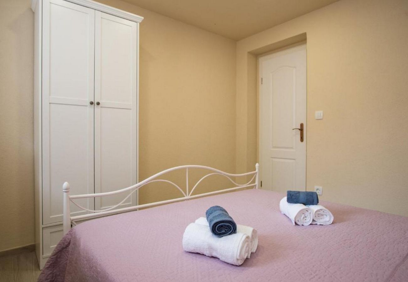 Villa in Trbounje - Villa Magic with heated pool