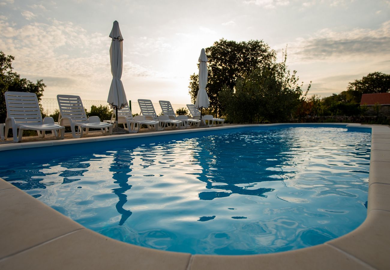 Villa in Trbounje - Villa Magic with heated pool