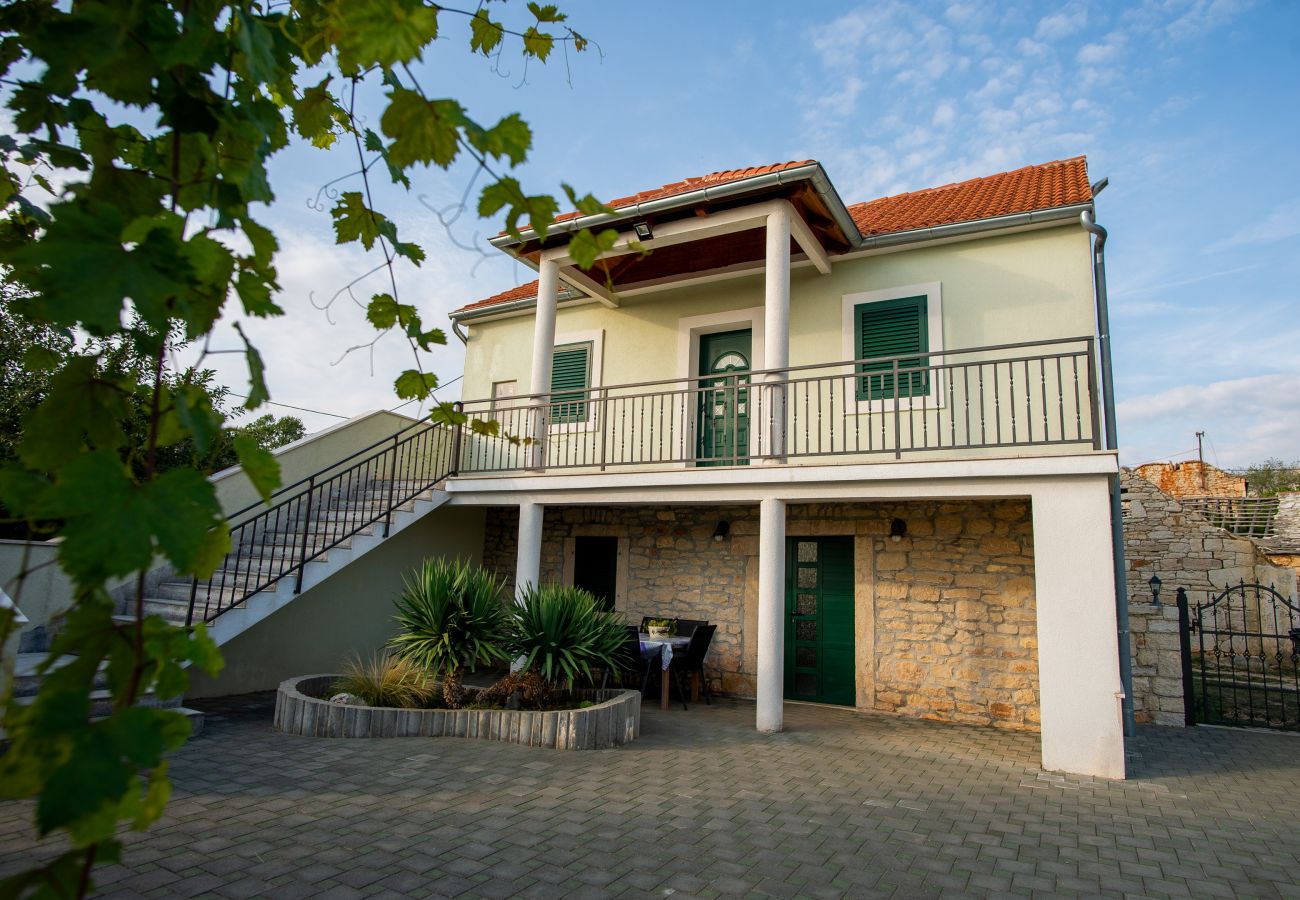 Villa in Trbounje - Villa Magic with heated pool