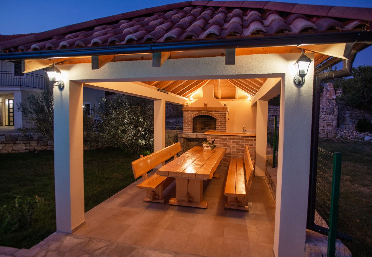 Villa in Trbounje - Villa Magic with heated pool