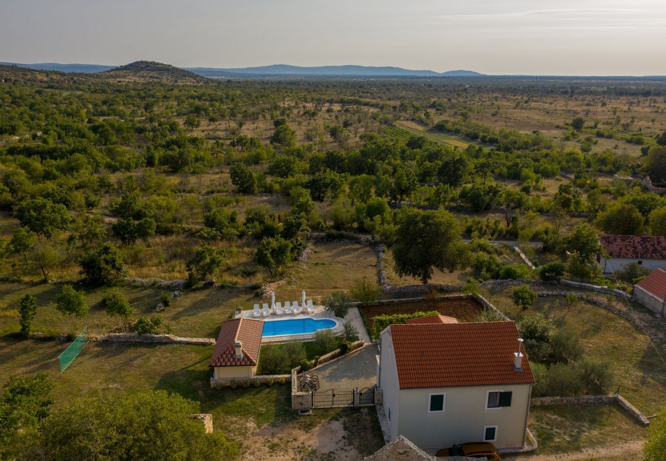 Villa in Trbounje - Villa Magic with heated pool