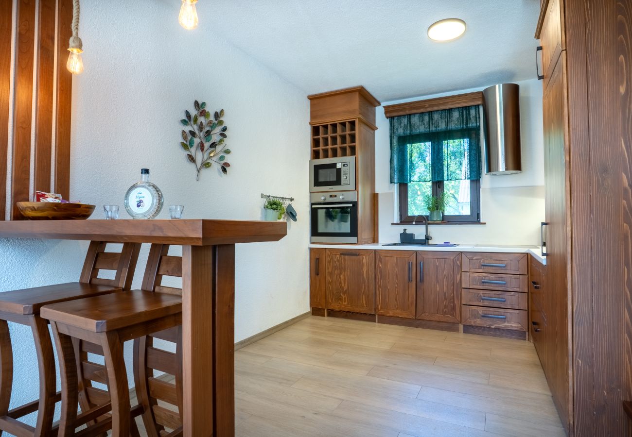 Villa in Brušane - Villa Brusiana with covered heated pool